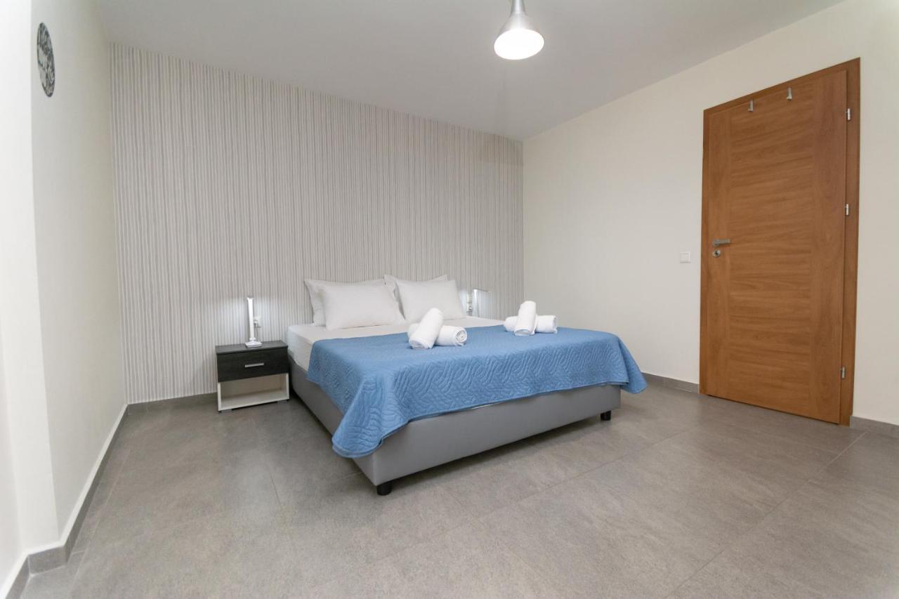 Spacious Fully Equipped 3Bd 2Bath Apt In The Heart Of City With Balconies Ac And Fast Wifi #1 Heraklion  Ngoại thất bức ảnh